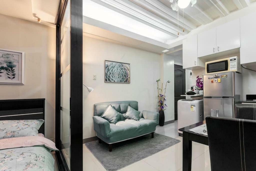 Jen'S Paranaque City Apartment 마닐라 외부 사진